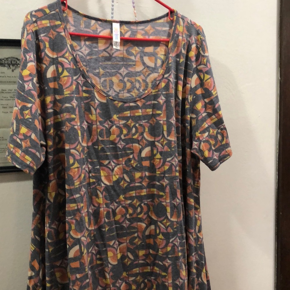 2xl LuLaroe perfect t!